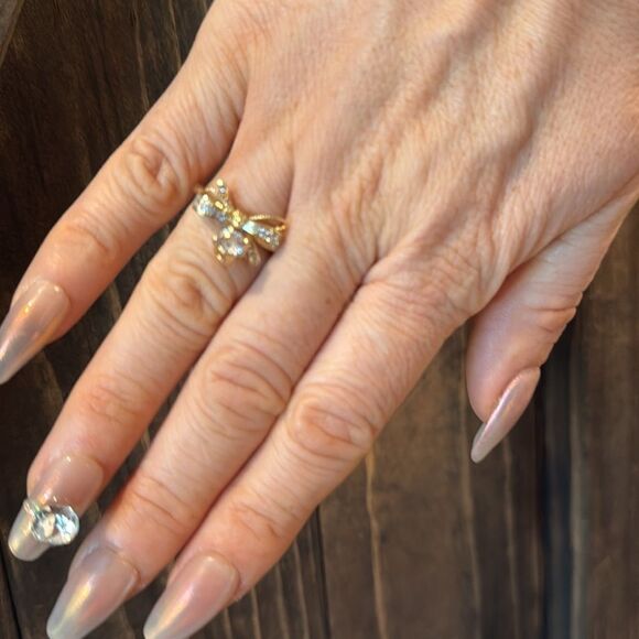 14K Gold Plated Ribbon Bow Diamond Charm Ring - Picture 7 of 9